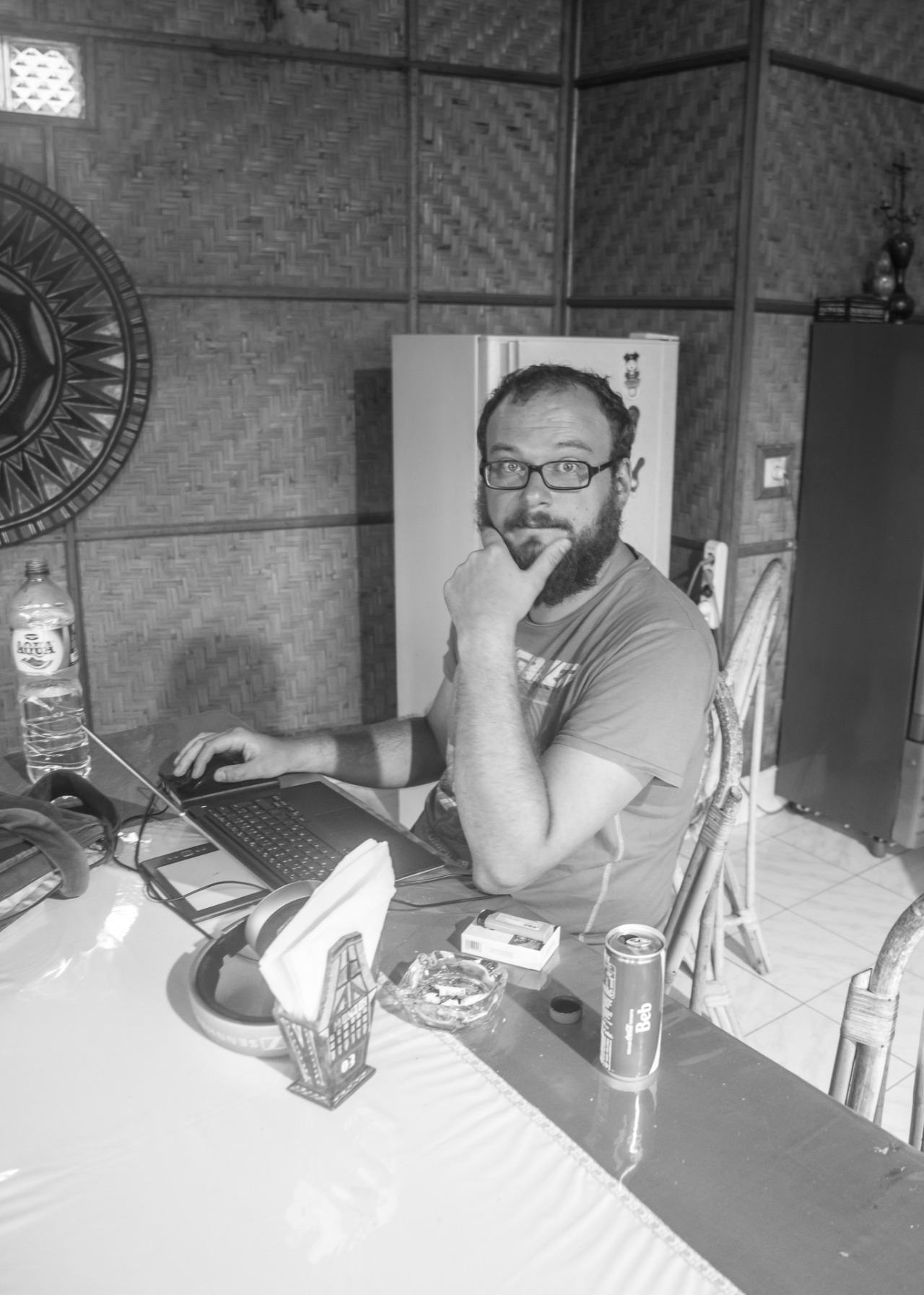 die gewohnte Schnitziposition