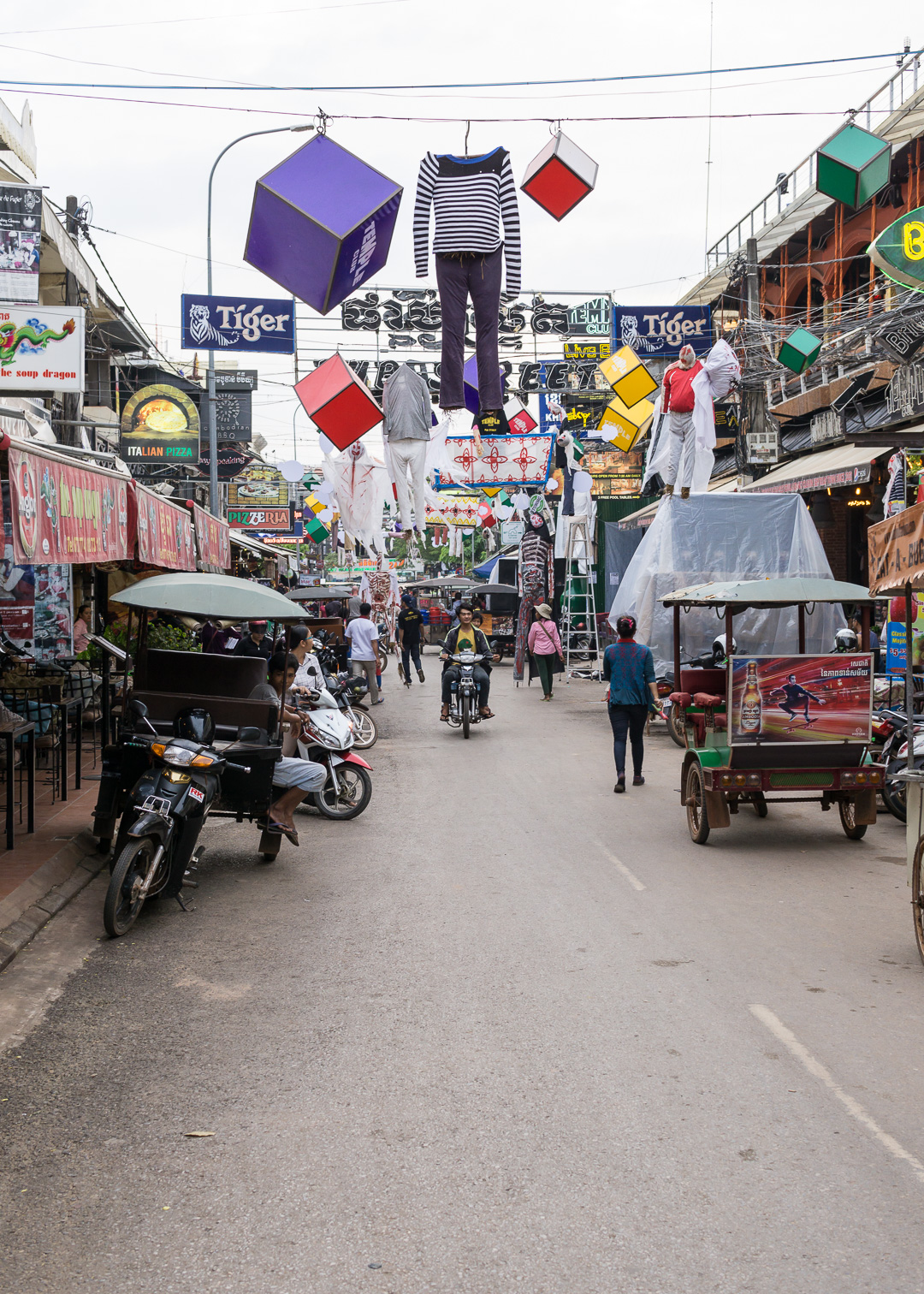 Die Pub Street im Halloween Rausch